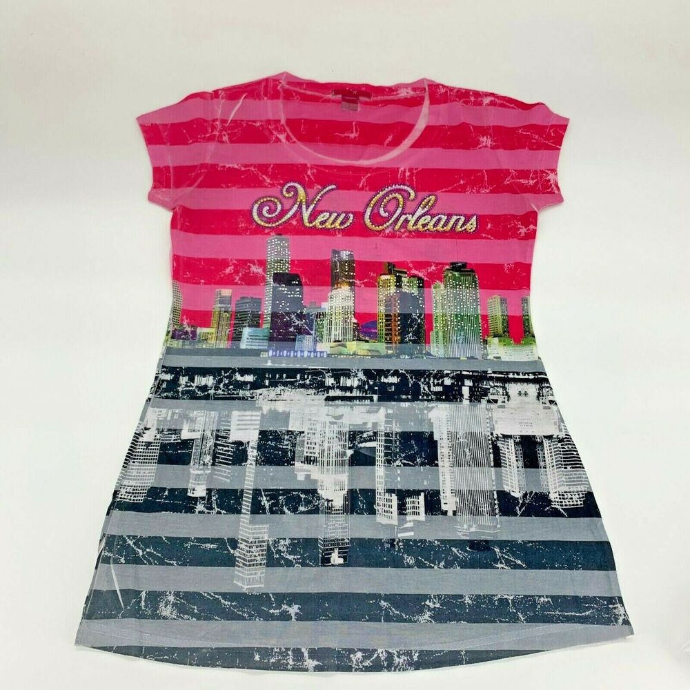 Rosio Women's Graphic T-Shirt Size L